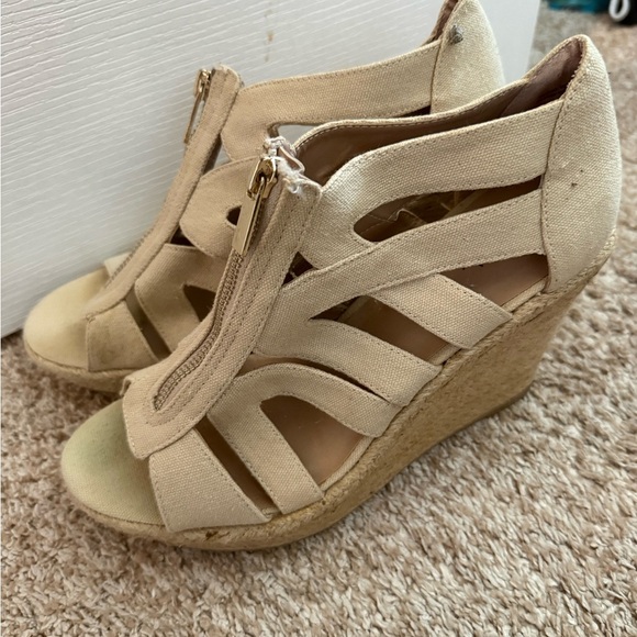 Women's Beige Wedge Sandals - Picture 1 of 4